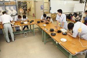 はんだ付け作業全体の様子